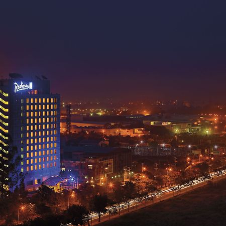 Radisson Blu Hotel, Велика Нойда Екстер'єр фото Park Inn, Casablanca