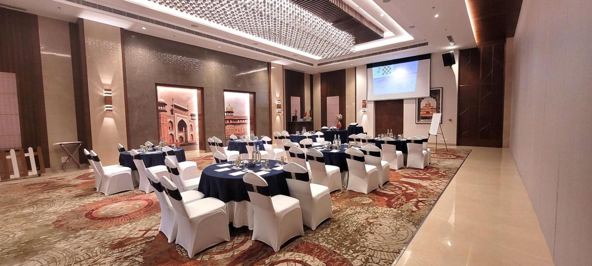 Radisson Blu Hotel, Велика Нойда Екстер'єр фото The Taj Mahal Palace, Mumbai