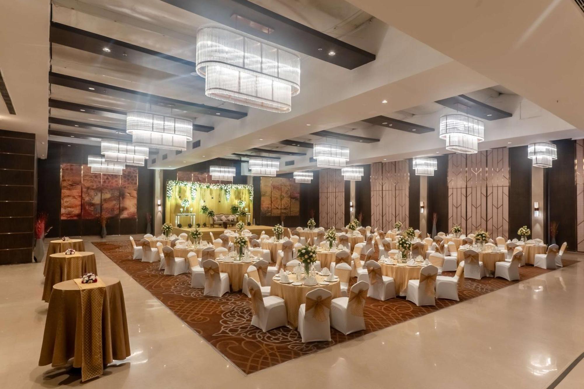Radisson Blu Hotel, Велика Нойда Екстер'єр фото The Grand Ballroom