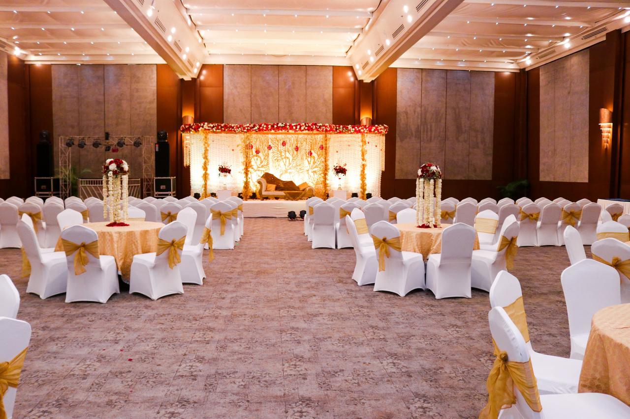 Radisson Blu Hotel, Велика Нойда Екстер'єр фото A wedding reception in India